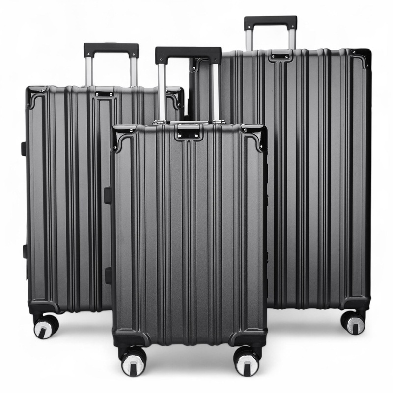 Airdrie Set of 3 Hard Shell Suitcase in Charcoal Black