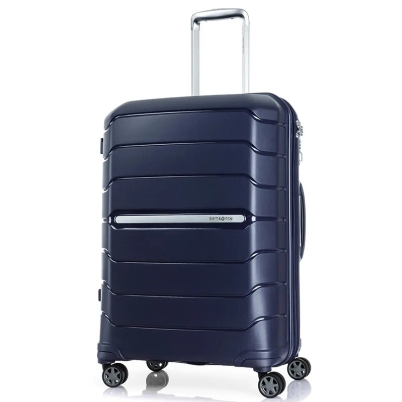 Samsonite Oc2Lite 68 cm 4 Wheeled Expandable Spinner Suitcase - Navy Blue