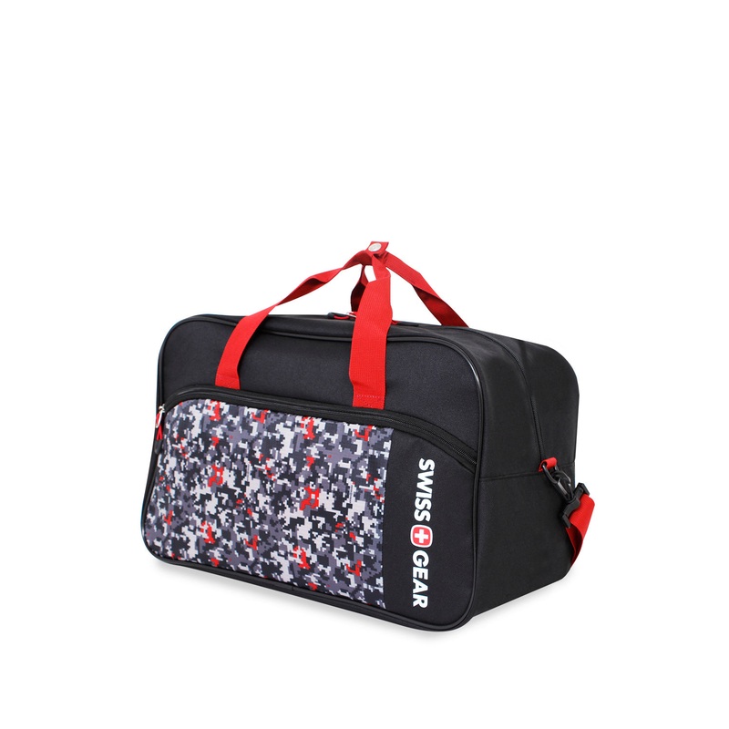 SWISSGEAR 6326 17.5" Duffel in Black/White Camo