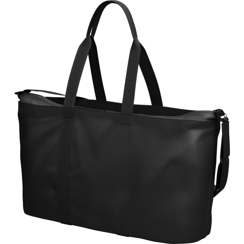 D_b_ Essential Weekender