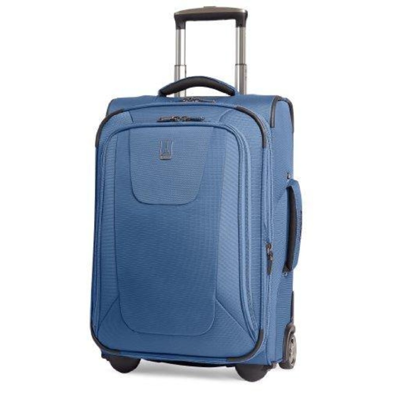 TravelPro Maxlite3 International Carry On Rollaboard