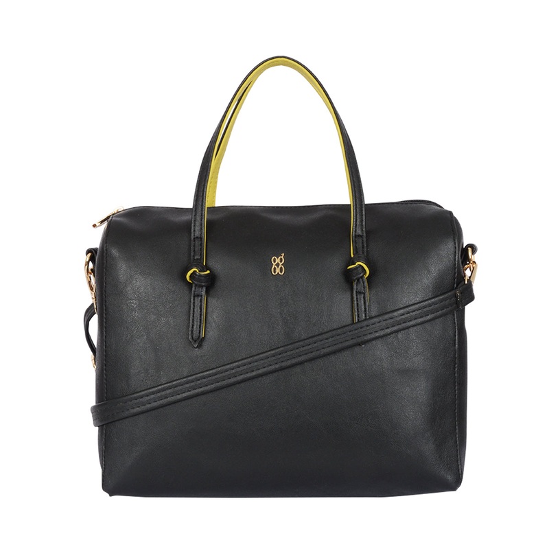 Away Black Medium Duffel Bag