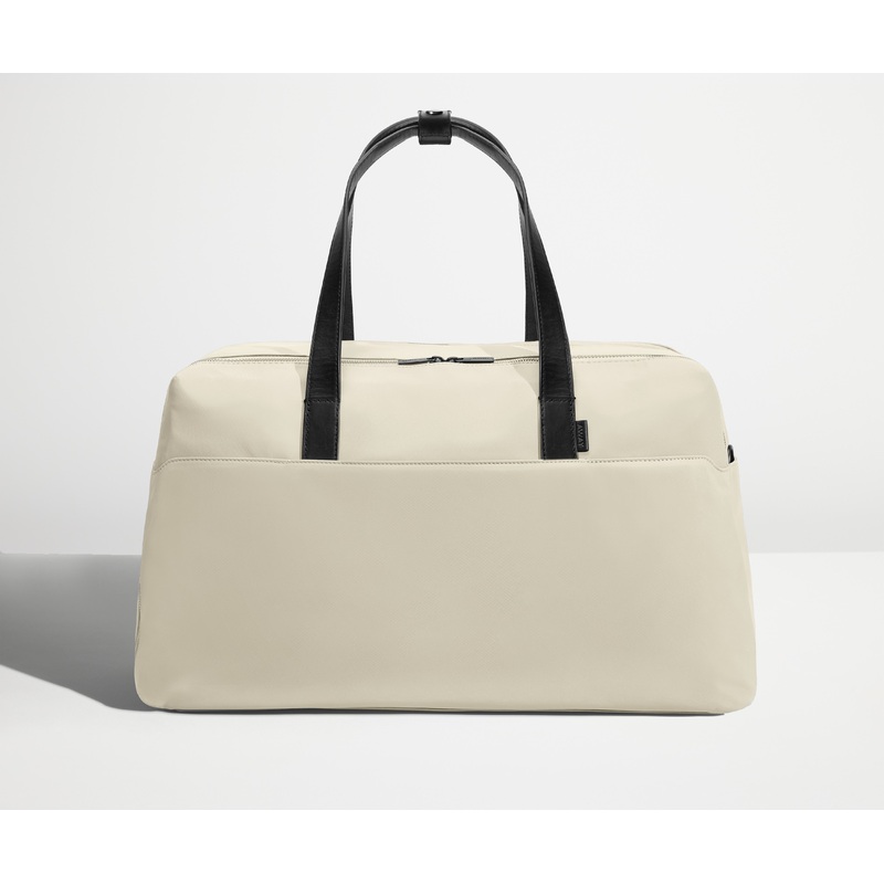 The Weekender in Salt White