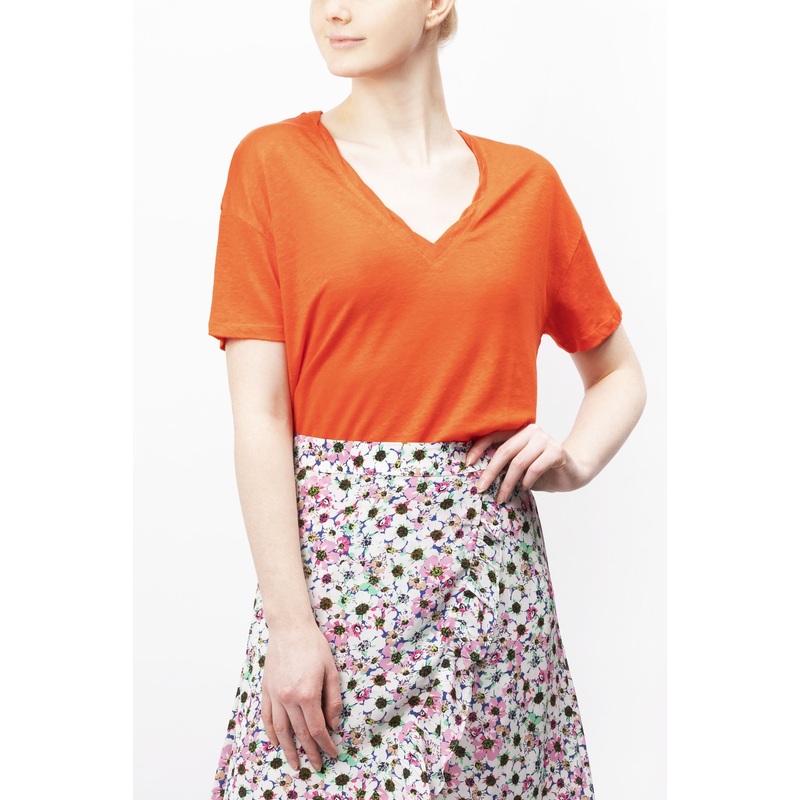 V-neck Linen T-shirt