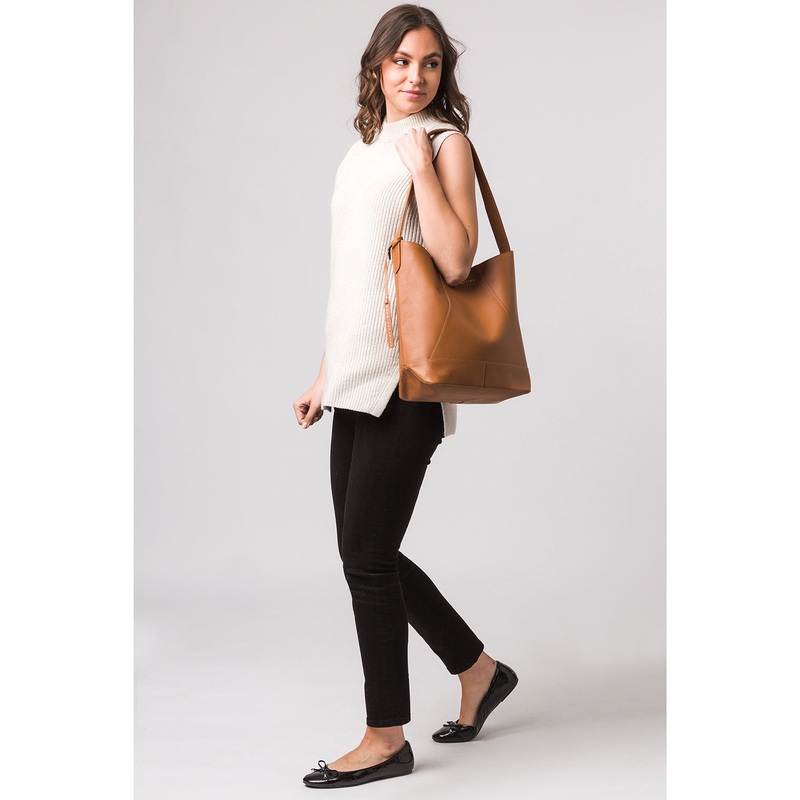 'Tunbridge' Saddle Tan Vegetable-Tanned Unlined Leather Shoulder Bag