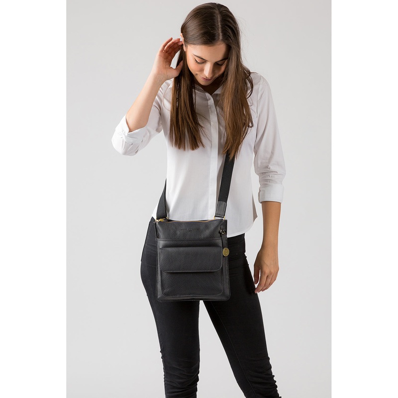 'Jarrow' Navy Leather Bag