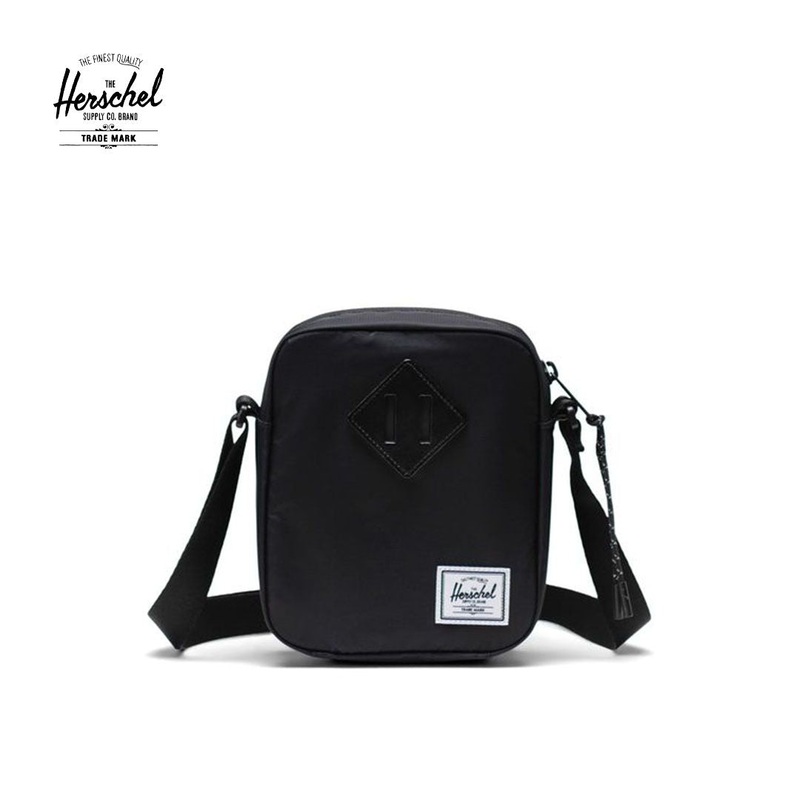 Herschel Heritage Crossbody | Field Trip - 2.6L
