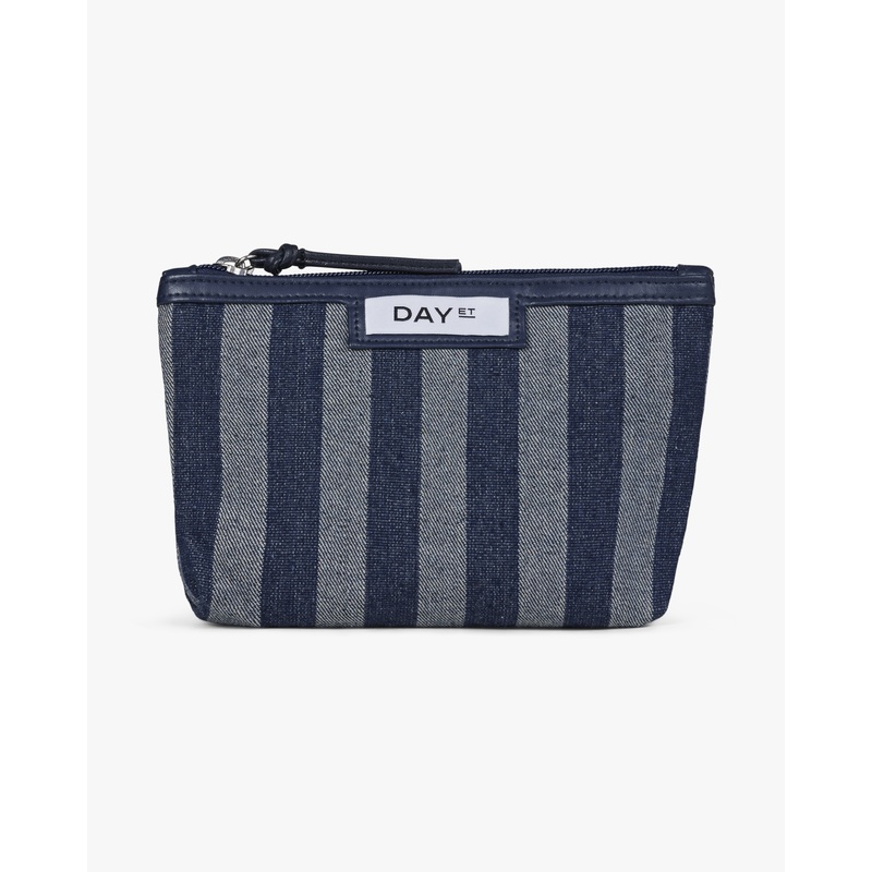 Day Gweneth J Jean Mini