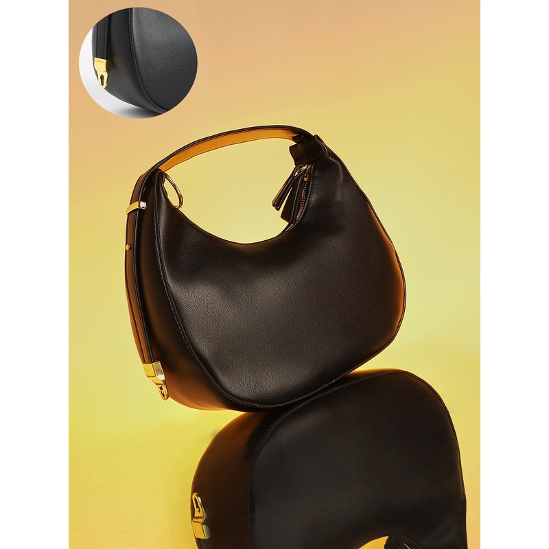 The Arch Hobo Bag - Midnight Black