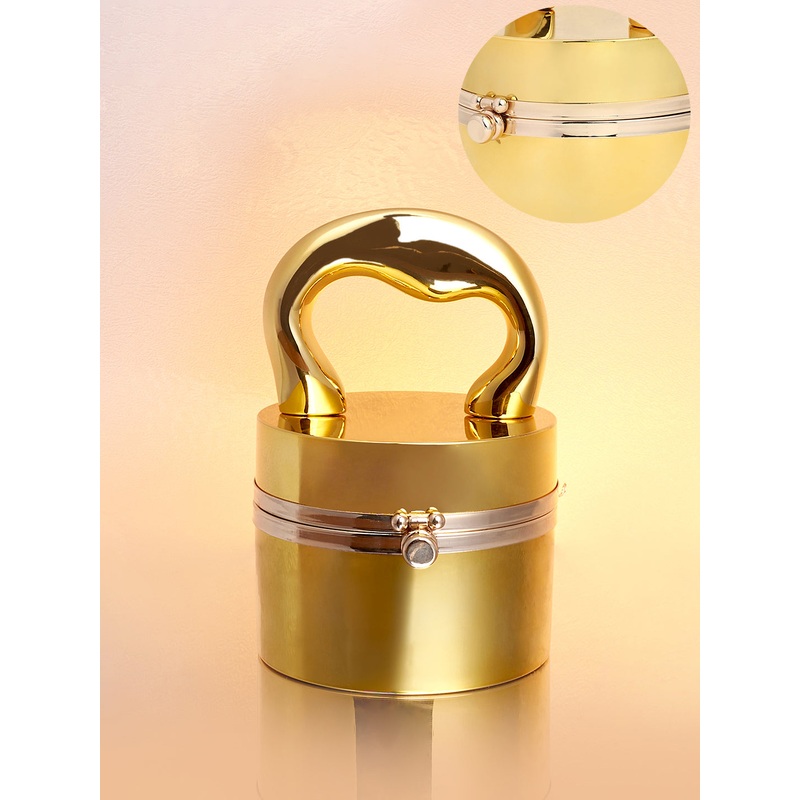 The Caldera Gloss Bucket Bag - California Gold