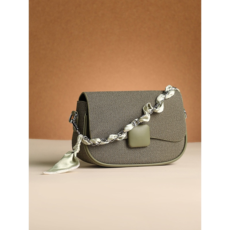 The Ribbed Curve Hand Bag - Olive Green