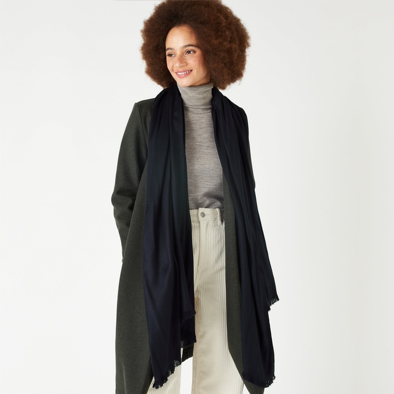 Accessorize London Plain Woven Stole