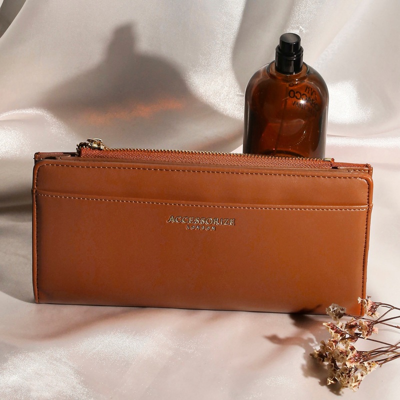 Accessorize London Women's Faux Leather Tan Agnes Large Bifold Wallet