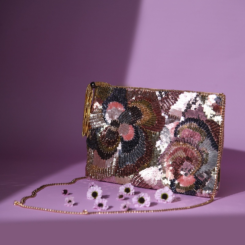 Accessorize London Women's Seraphina sequins Embellished Zip Top Party Clutch