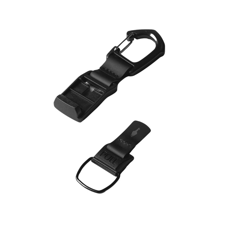 ALPAKA Hub Carabiner (Black)