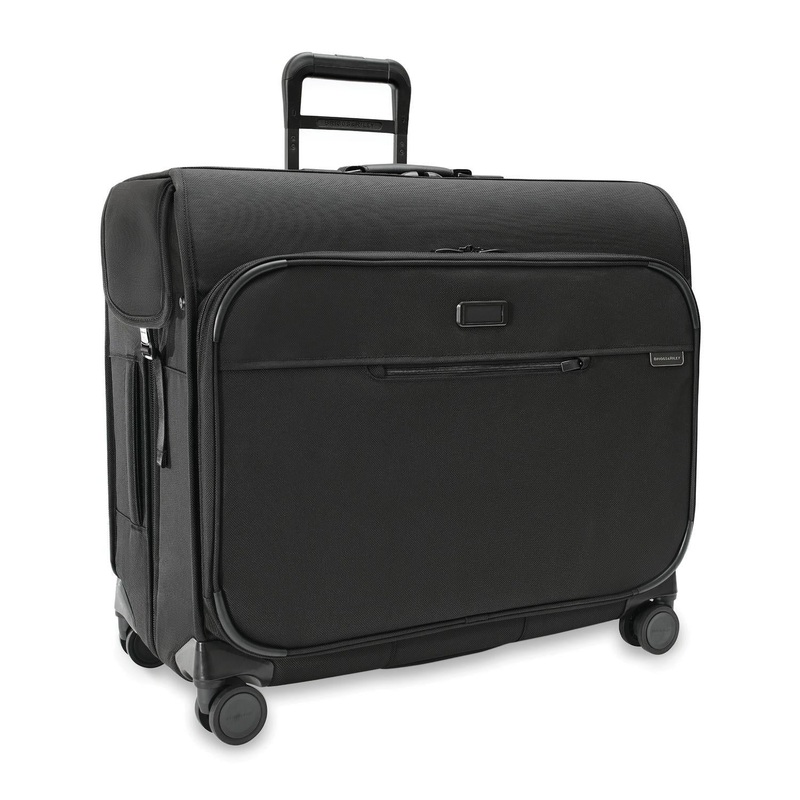 Briggs & Riley Baseline Deluxe Wardrobe Spinner (Black)