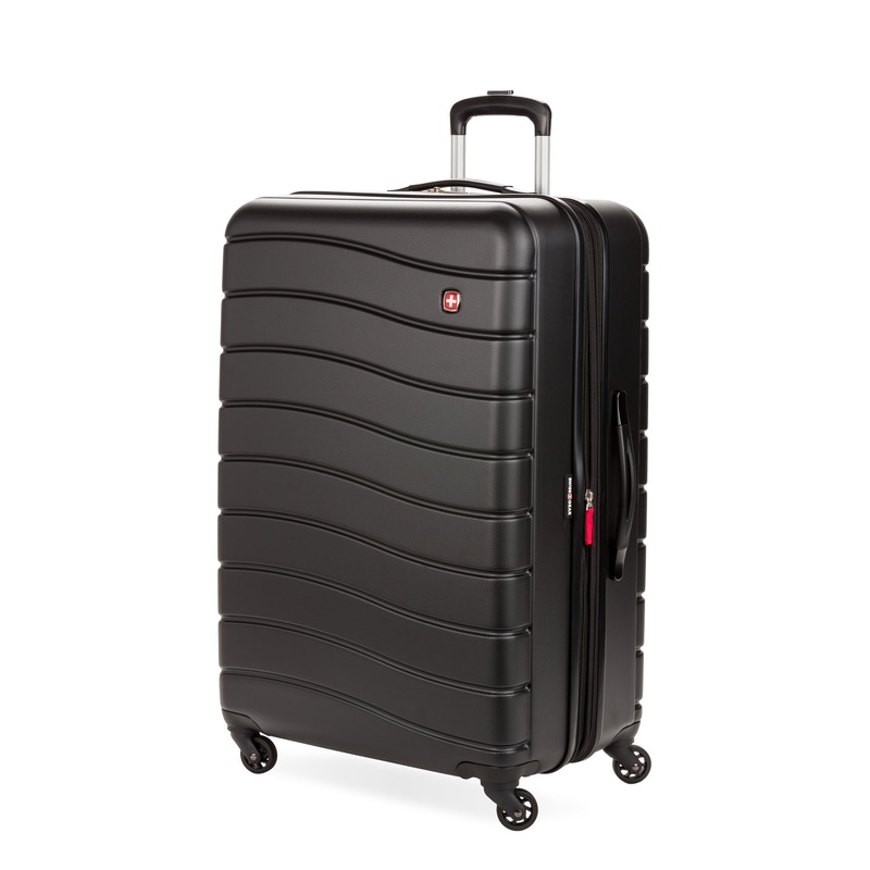 SWISSGEAR 7790 Large Checked Spinner in Black