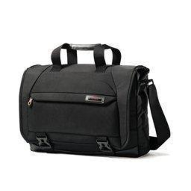 Samsonite Pro DLX 3 Laptop Messenger