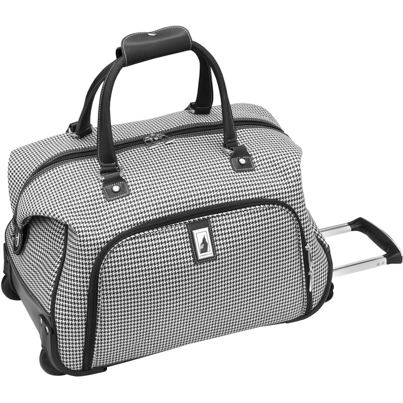 London Fog Cambridge 360Ul 20In Wheeled Club Bag