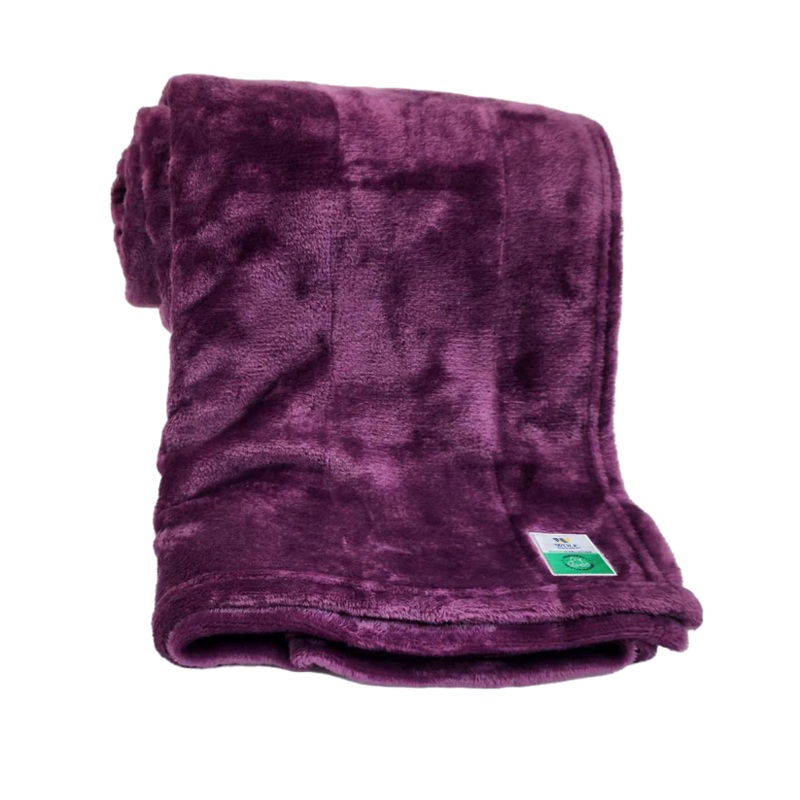 Wolf Essentials Recycled Fleece Travel Blanket, 50" x 60" - Plum