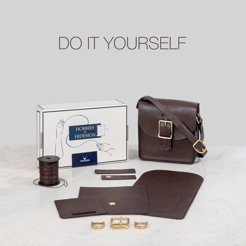 HOBBIES - 09 CROSSBODY - LEVEL 3