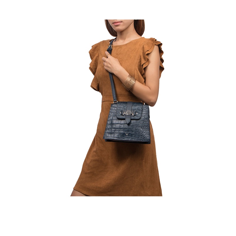 SANTIAGO 04 SLING BAG