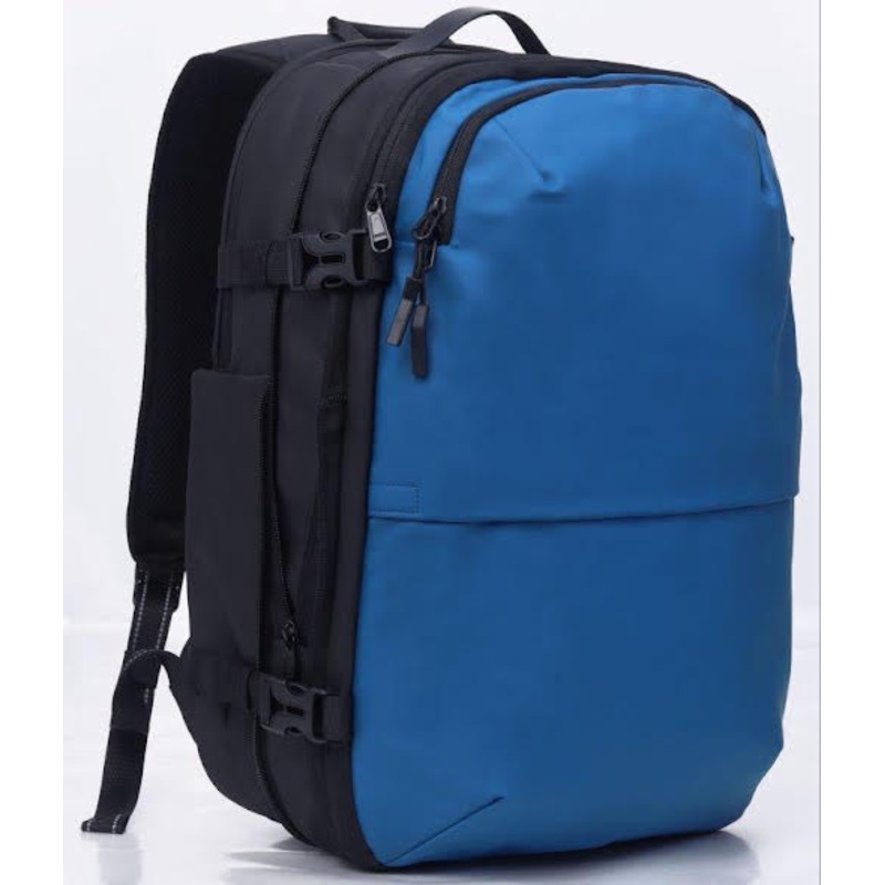 Travelite - Vacuum Compression Travel backpack 17.3in with pump - Blue