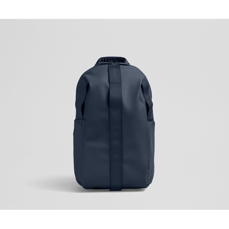 Active Daypack 20L in Navy Blue