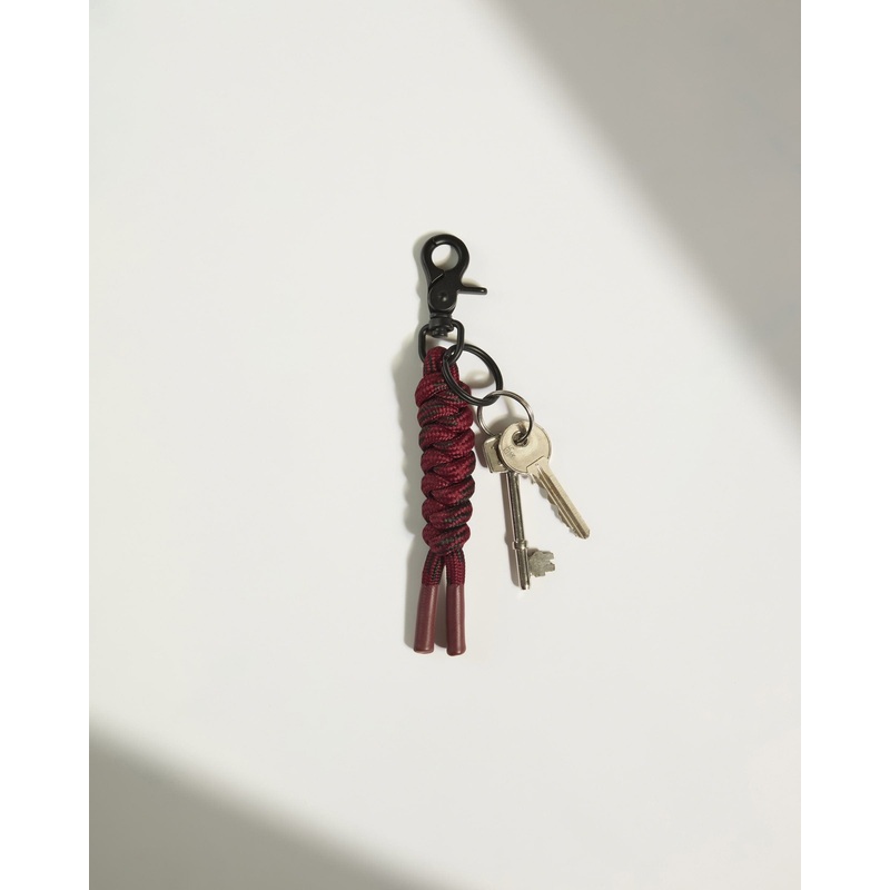 Discovery Keyring in Cedar Red