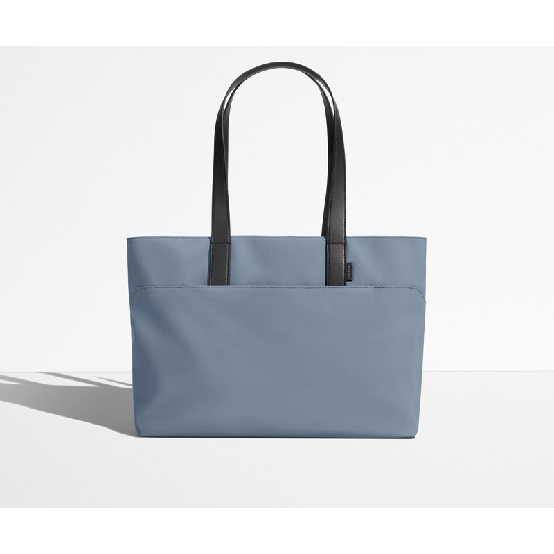 The Everywhere Tote in Coast Blue