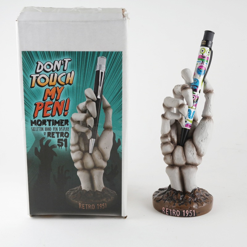 Retro 51 Mortimer's Hand Display & Creepy Scrawlers RB - Halloween Spooky Gift!