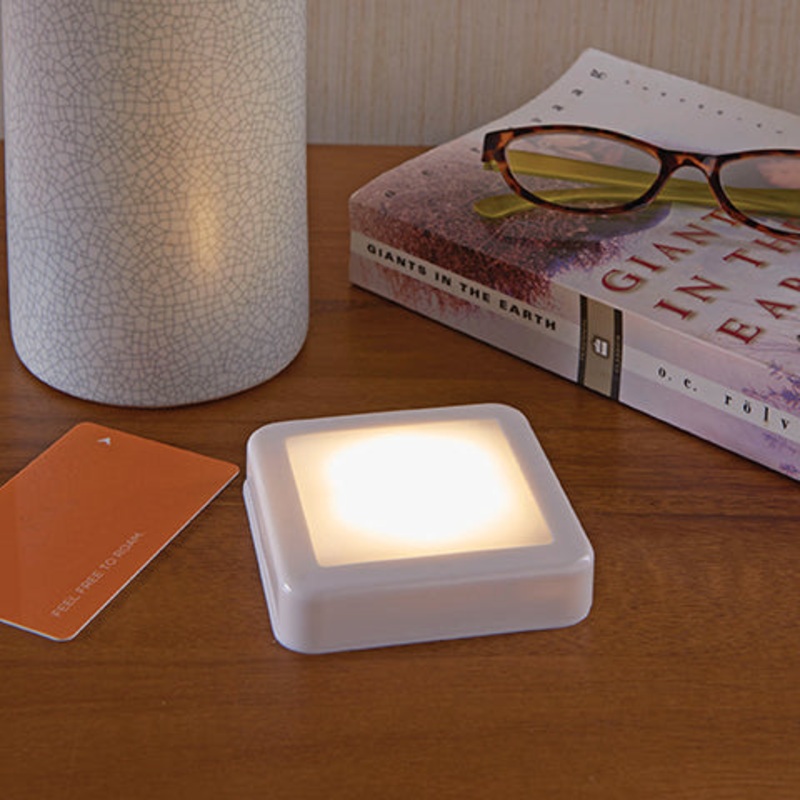 TALUS HIGH ROAD MOTION ACTIVATED NIGHT LIGHT