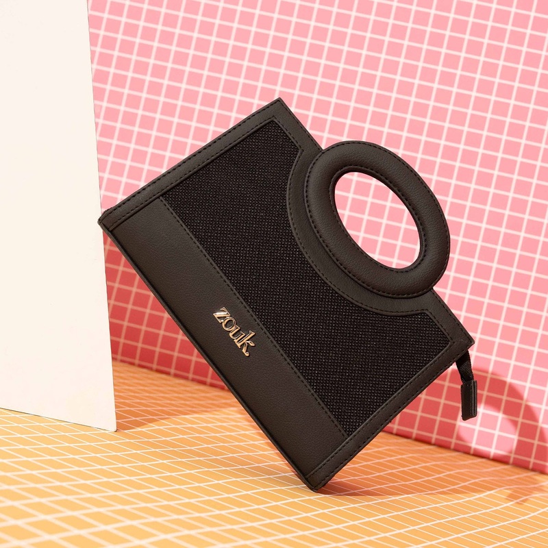 Zoe Sling Bag - Jet Black