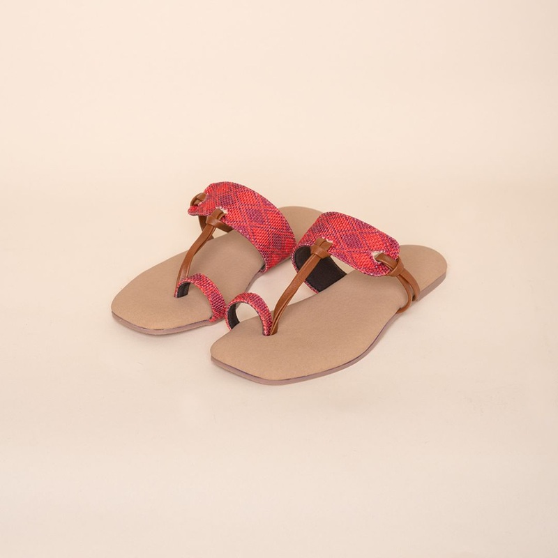Zouk Wadiyar Diamond Women's Chappals